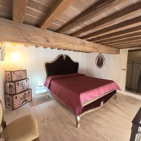L'Ora Delle Streghe B&B Centralissimo Livorno Kültér fotó