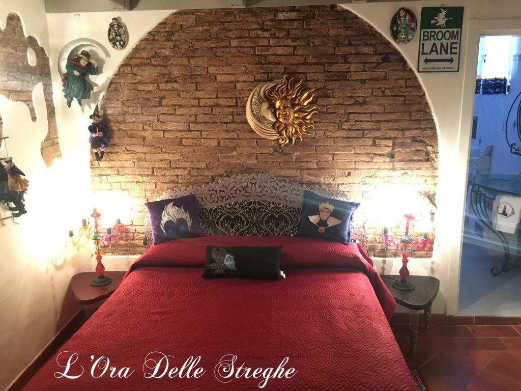L'Ora Delle Streghe B&B Centralissimo Livorno Kültér fotó
